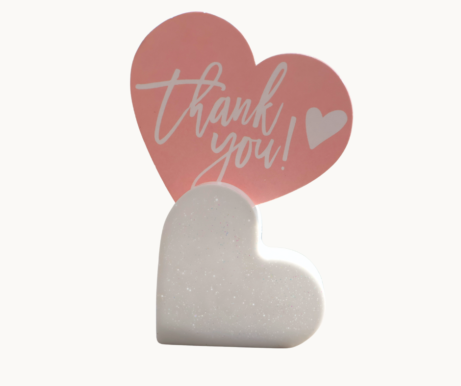 Heart Resin Place Card Holders – Wedding Table Name Holders | Menu, Photo & Card Display Stand