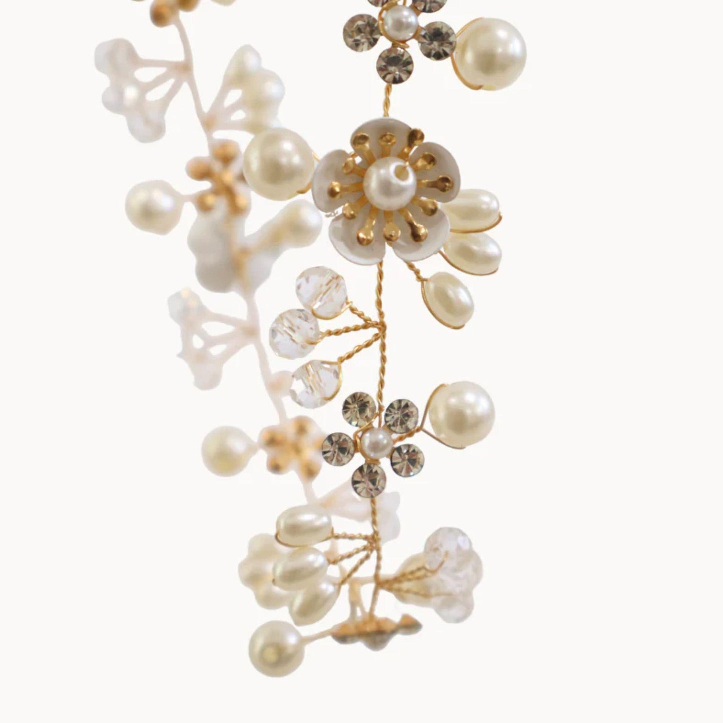 Pearl Flower Hair Vine