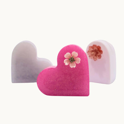 Heart Name Place Cards – Personalised Resin Wedding Table Settings