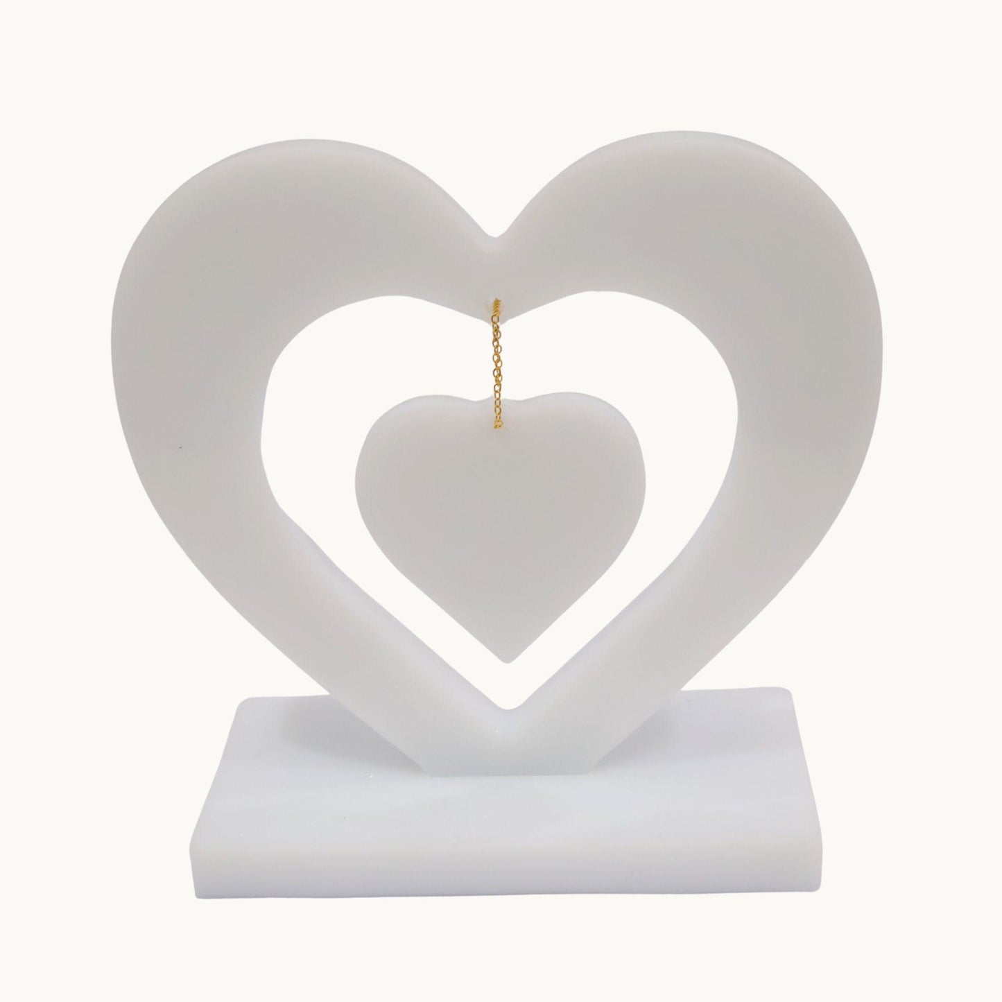 Two Hearts, One Love: Heart Shaped Resin Centrepiece for Romantic Wedding Décor