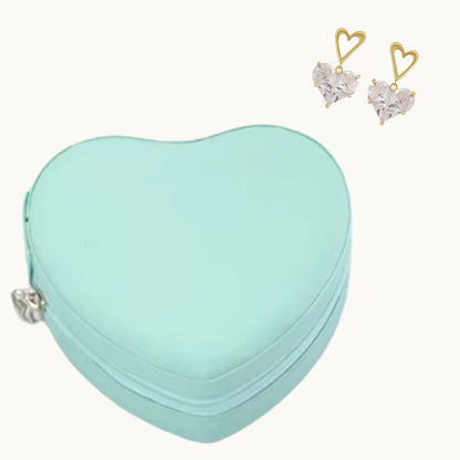 The Little Love Keepsake: Bridesmaid Gift Set That Travels