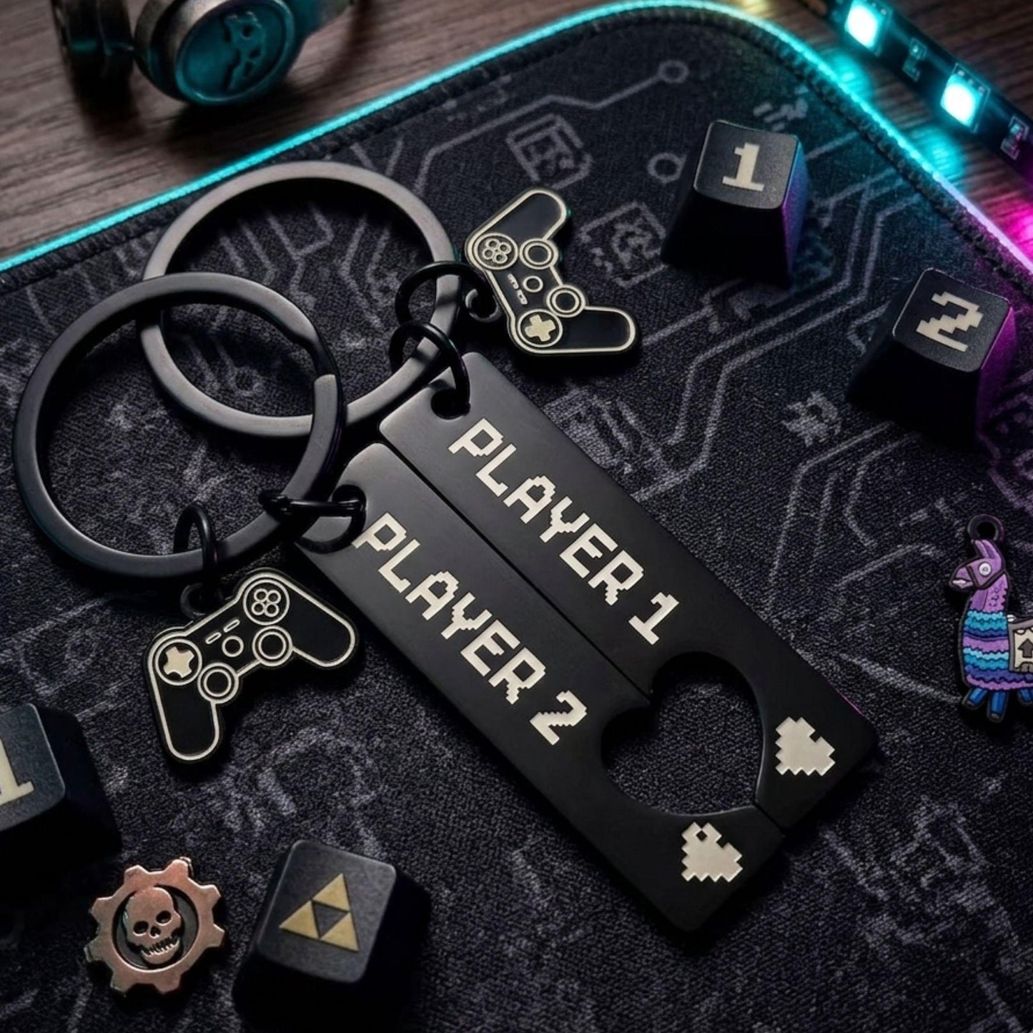 Player 1 + Player 2 Keychain Set