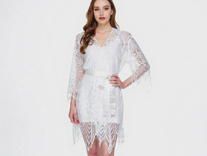 Sheer Romance: Lace Bridal Robe for Dreamy Wedding Morning Moments